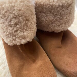 Cozy Tan Shearling Boots